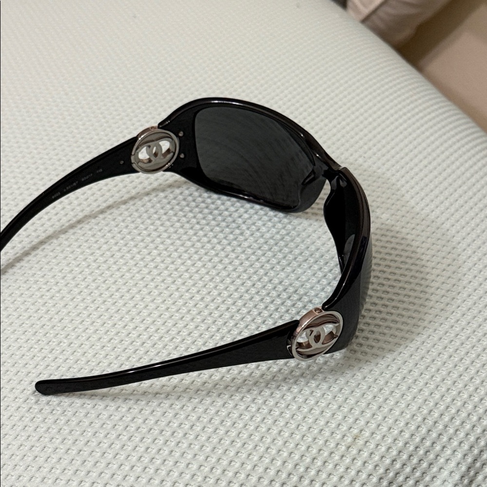 CHANEL Black Sunglasses with Silver Accents - Picture 7 of 7
